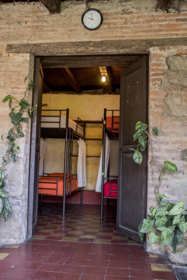 Split Hostel Antigua Buitenkant foto
