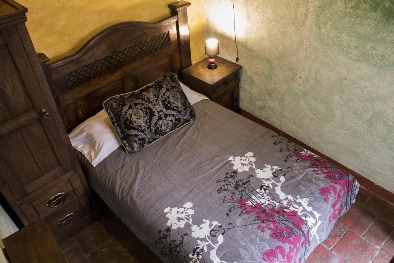 Split Hostel Antigua Buitenkant foto
